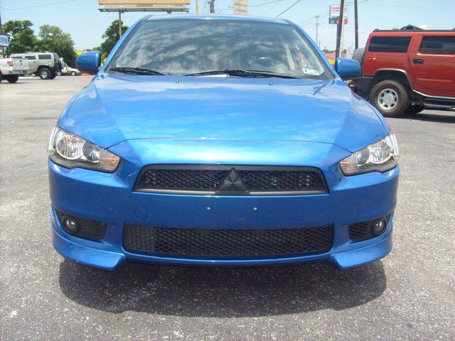 Mitsubishi Lancer 2010 photo 23