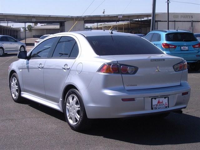 Mitsubishi Lancer 2011 photo 3