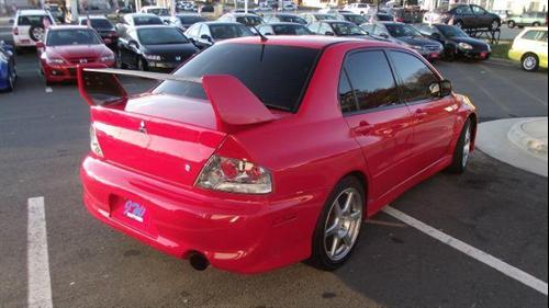 Mitsubishi Lancer Evolution 2003 photo 3