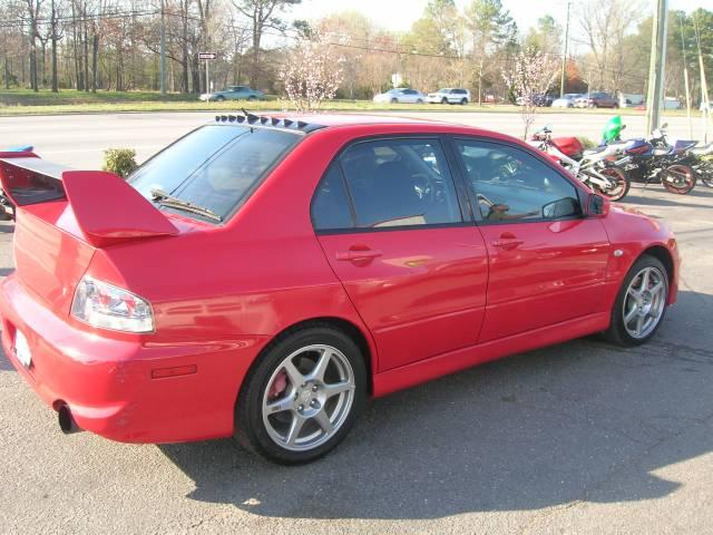 Mitsubishi Lancer Evolution 2003 photo 4