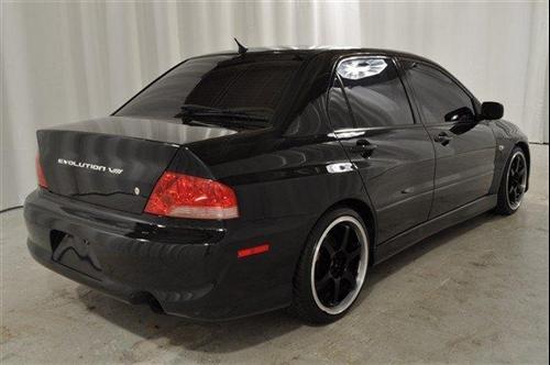 Mitsubishi Lancer Evolution 2003 photo 3