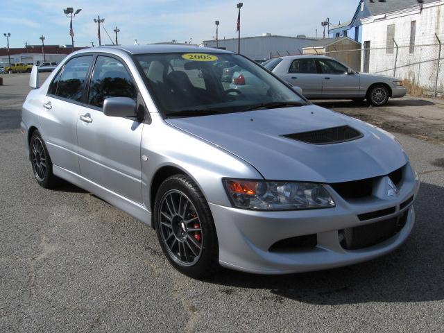 Mitsubishi Lancer Evolution 2005 photo 5