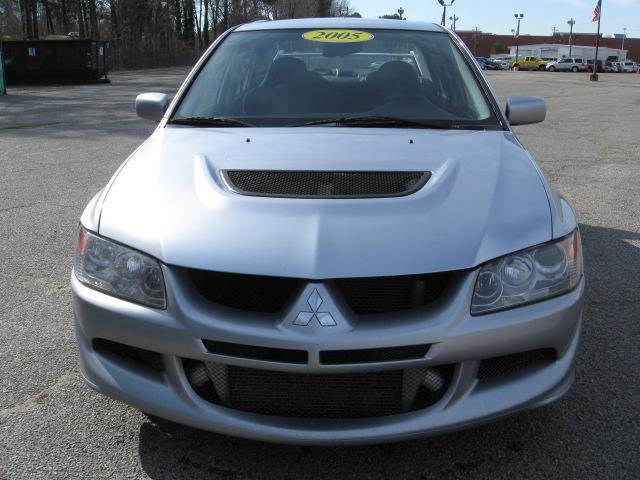 Mitsubishi Lancer Evolution 2005 photo 4