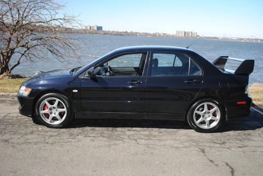 Mitsubishi Lancer Evolution 2005 photo 1