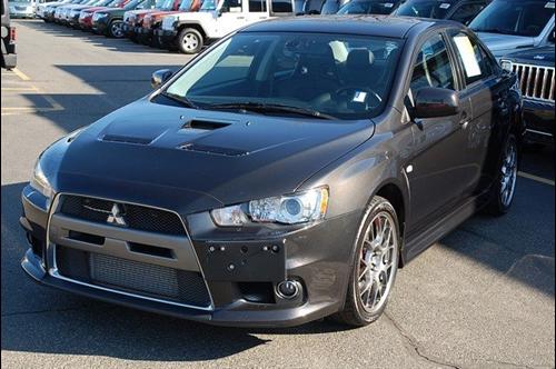 Mitsubishi Lancer Evolution 2010 photo 1