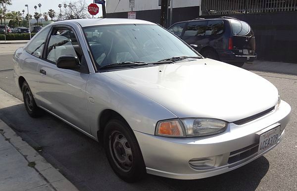 Mitsubishi Mirage 1998 photo 5