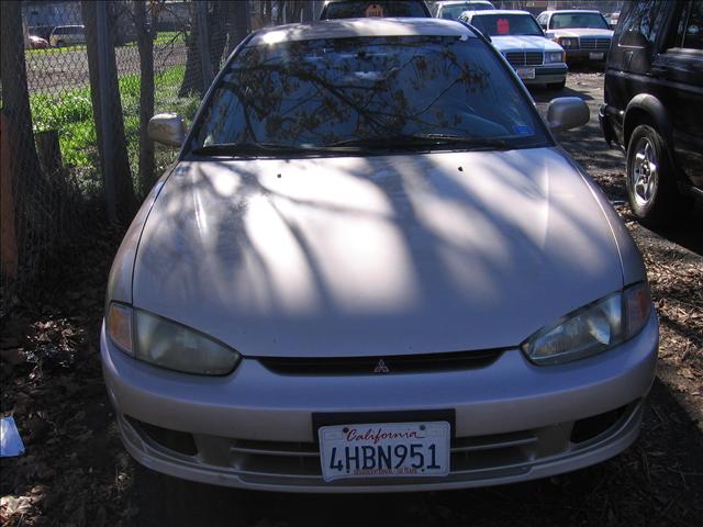 Mitsubishi Mirage 1999 photo 1