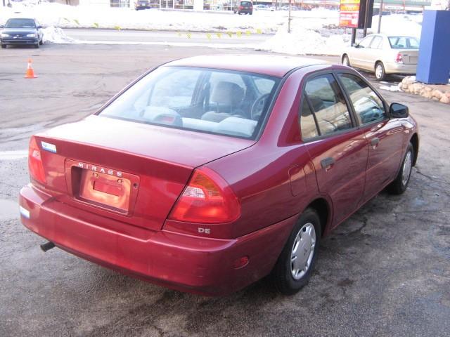 Mitsubishi Mirage 1999 photo 3