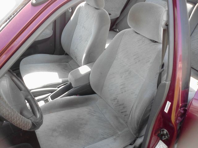 Mitsubishi Mirage 1999 photo 2