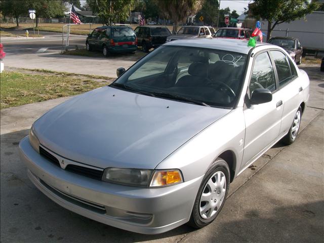 Mitsubishi Mirage LW2 Sedan