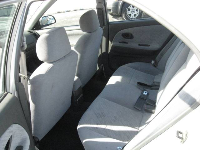 Mitsubishi Mirage 2001 photo 4