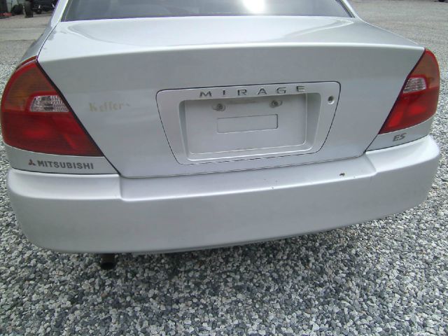 Mitsubishi Mirage 2001 photo 1