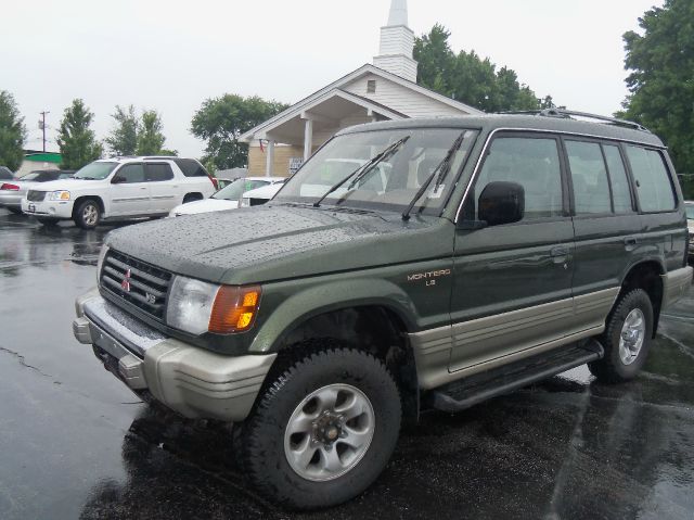 Mitsubishi Montero 1996 photo 3