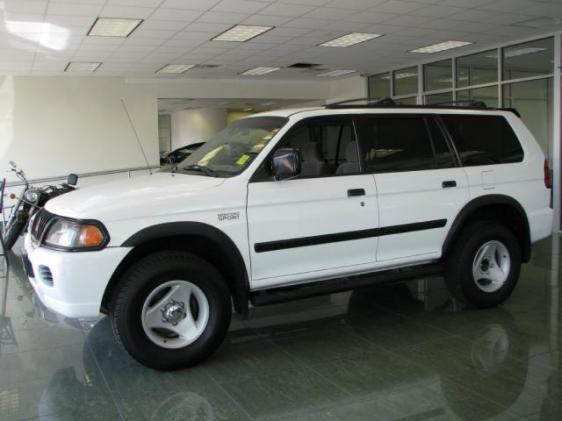 Mitsubishi Montero 2000 photo 1