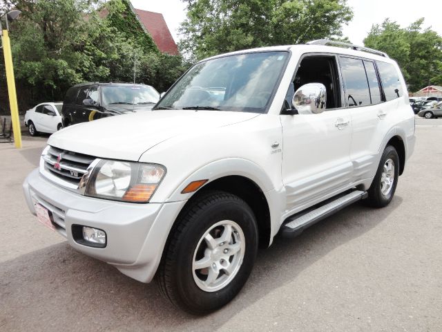 Mitsubishi Montero 2001 photo 1