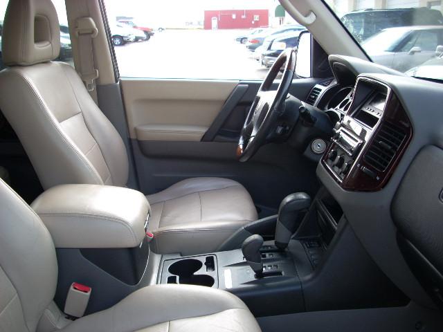 Mitsubishi Montero 2001 photo 4