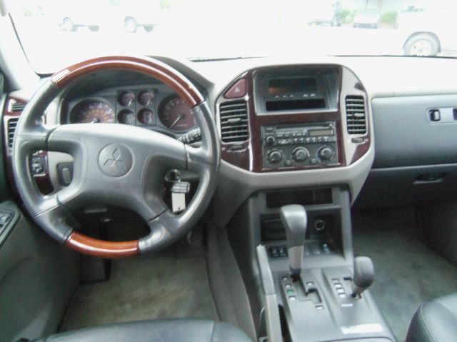 Mitsubishi Montero 2001 photo 4