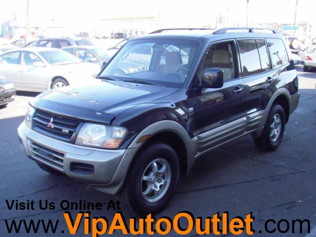 Mitsubishi Montero XLS Sport Utility