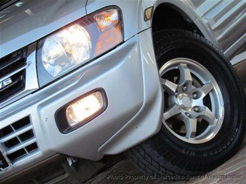 Mitsubishi Montero 2001 photo 2