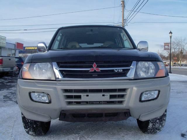 Mitsubishi Montero 2001 photo 1