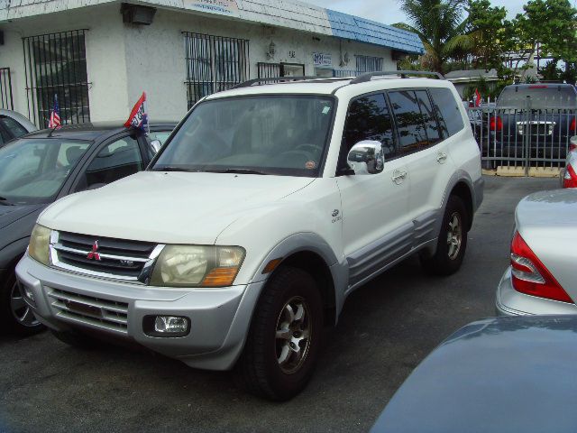 Mitsubishi Montero 2001 photo 2