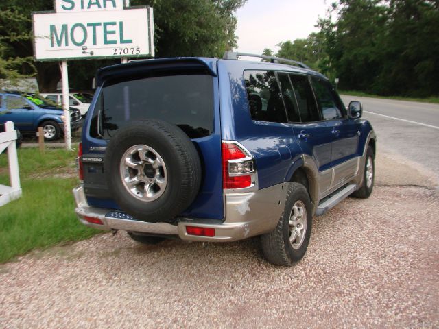 Mitsubishi Montero 2001 photo 1