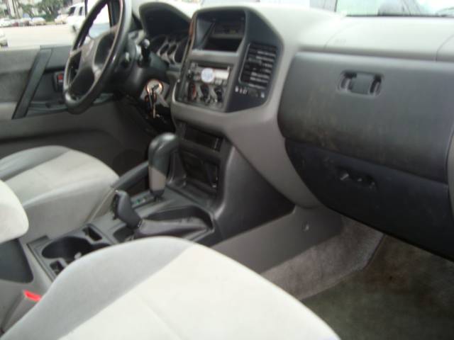 Mitsubishi Montero 2001 photo 5