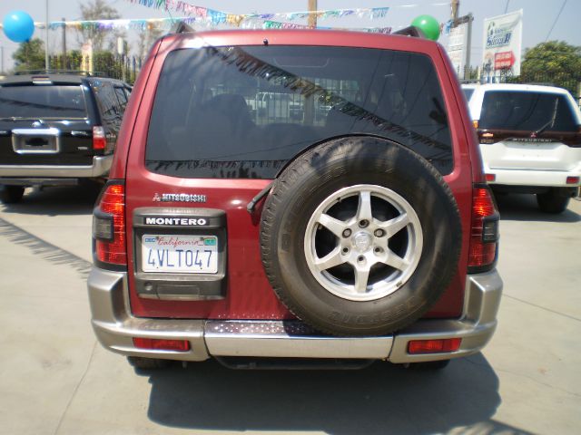 Mitsubishi Montero 2001 photo 2