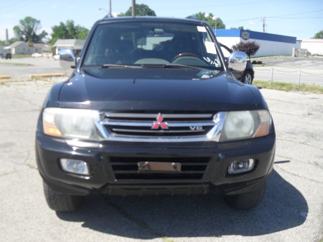 Mitsubishi Montero 2001 photo 2