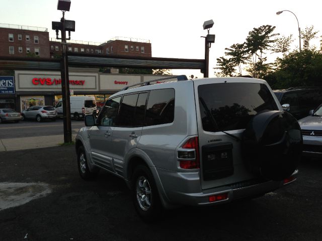 Mitsubishi Montero 2002 photo 20