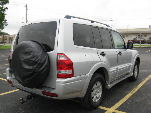 Mitsubishi Montero 2003 photo 3