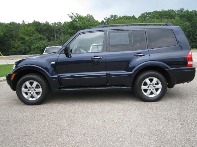 Mitsubishi Montero 2005 photo 3