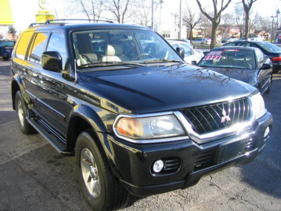 Mitsubishi Montero Sport SLT 25 Sport Utility