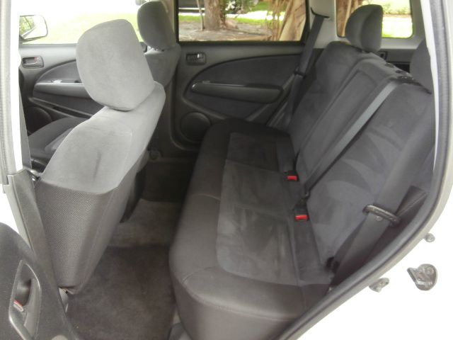 Mitsubishi Outlander 2003 photo 10