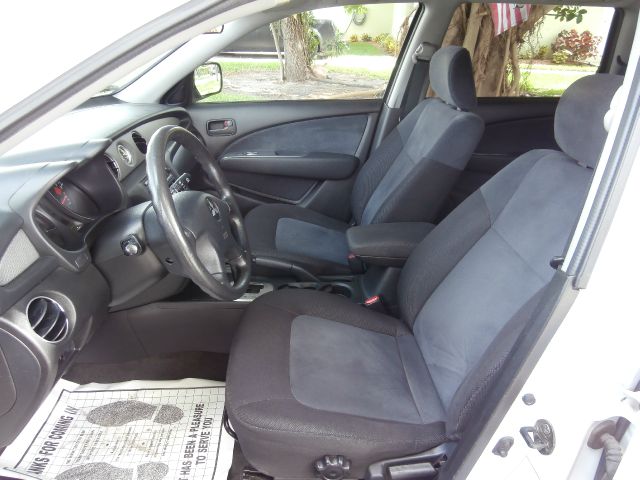 Mitsubishi Outlander 2003 photo 16