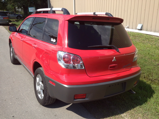 Mitsubishi Outlander 2003 photo 1