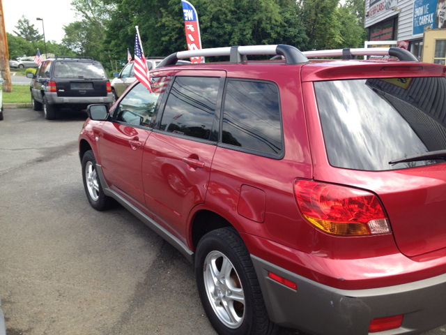 Mitsubishi Outlander 2003 photo 6