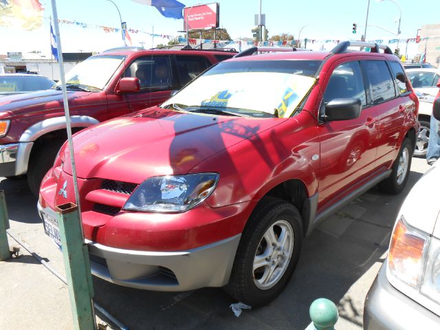 Mitsubishi Outlander 2003 photo 3