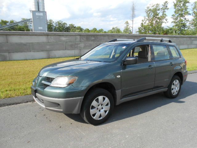 Mitsubishi Outlander 2003 photo 4