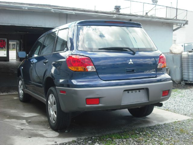 Mitsubishi Outlander 2003 photo 5