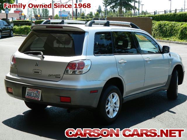 Mitsubishi Outlander 2003 photo 2