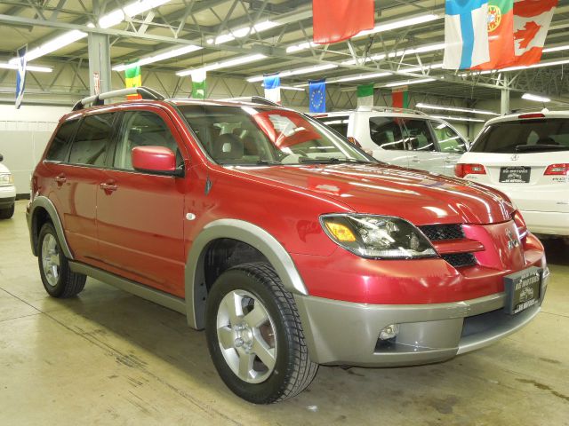 Mitsubishi Outlander 2003 photo 1