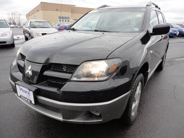 Mitsubishi Outlander 2004 photo 2