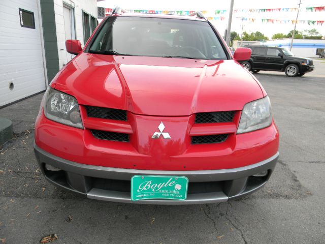 Mitsubishi Outlander 2004 photo 15