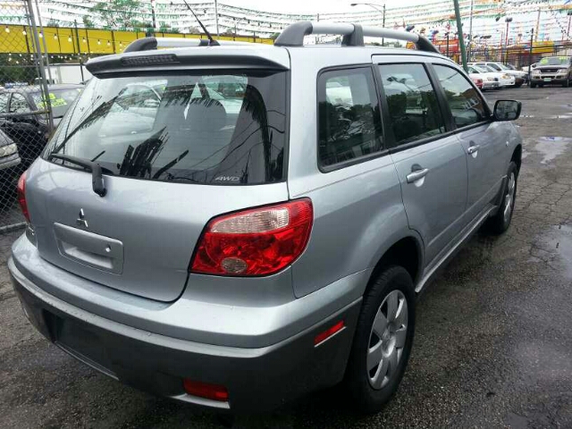 Mitsubishi Outlander 2005 photo 5