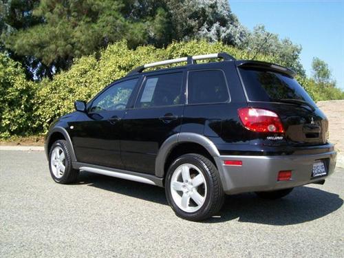 Mitsubishi Outlander 2005 photo 1