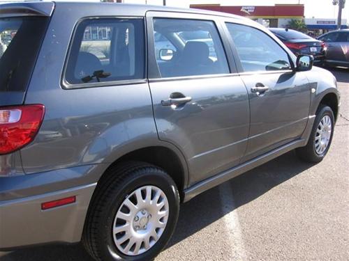 Mitsubishi Outlander 2006 photo 3