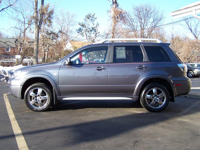 Mitsubishi Outlander 2006 photo 3