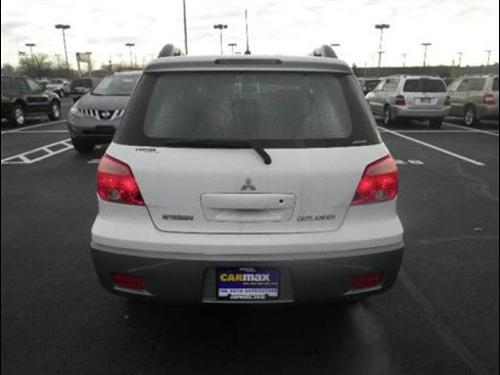 Mitsubishi Outlander 2006 photo 1