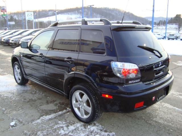 Mitsubishi Outlander 2006 photo 4